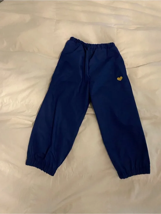 OshKosh Navy rain pants with heart accent 4T