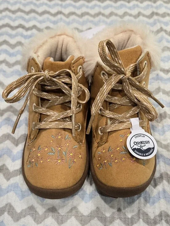 NWT OshKosh B'gosh EverPlay Faux Fur Embroidered Winter Boots - 8