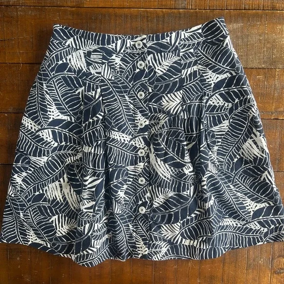 Brooks Brothers Palm Leaf Print Button Front Mini Skirt‎ Size 4