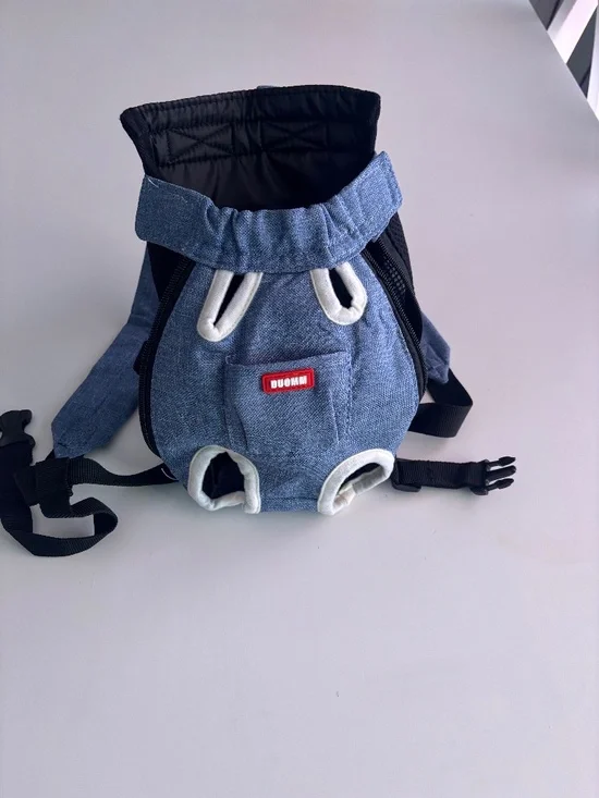 Dog carrier size small
