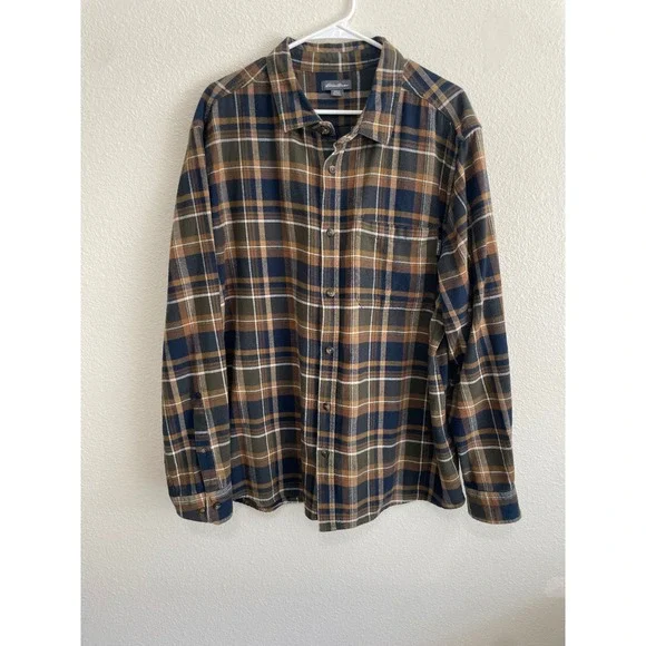 Eddie‎ Bauer  Mens XXL Flannel Shirt Brown Plaid Excellent Long Sleeve Cotton