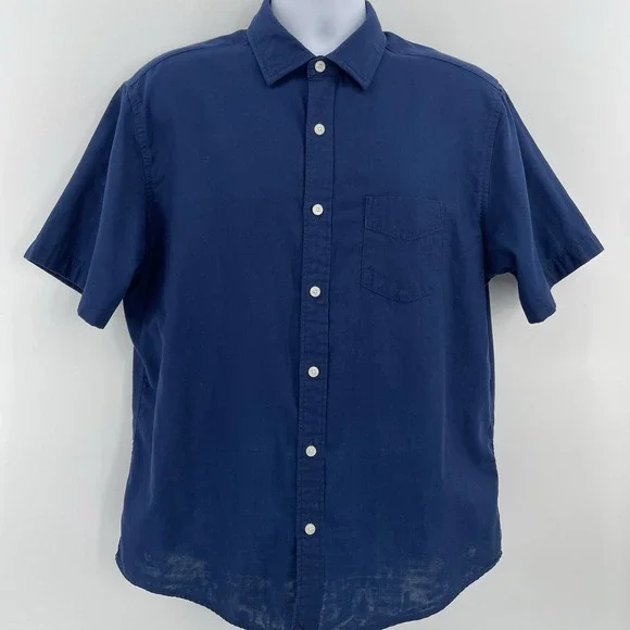 Untuckit Shirt Men L Button-Up Short Sleeve Navy w/ Light Blue Contrast Inside‎