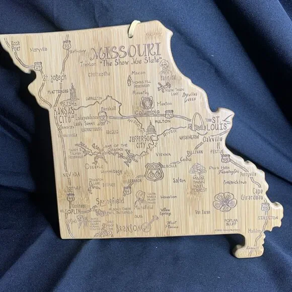 Missouri State Shaped Serving and Cutting Board