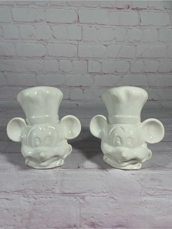 Vintage Disney Mickey Mouse In Chefs Hat Ceramic Salt and Pepper Shaker Pair