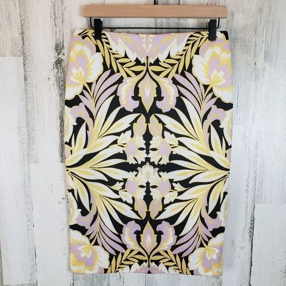 NY&Co Stretch Pencil Skirt Sz 6 NWT
