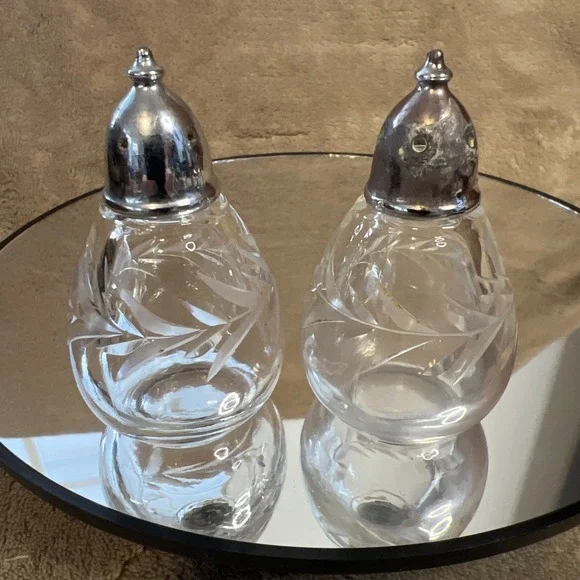 Fostoria Holly Salt & Pepper Shaker Set Vintage 1950s‎ with Chrome Tops 2.75