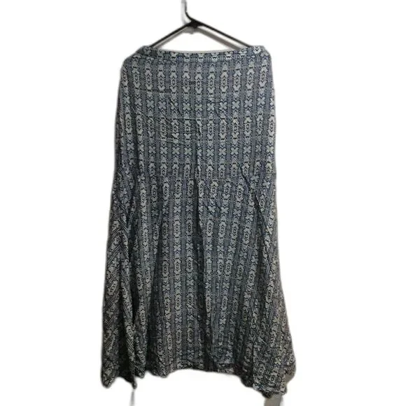 Beautiful print maxi skirt blues lined Size Medium M Boho Festival Hippie