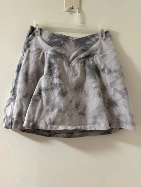 Tie-Dye Gray Circle Skirt with Crossover Waistband