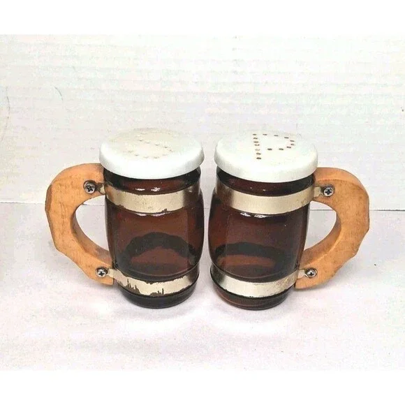Vintage Amber Brown Glass Beer Mug Salt and Pepper Shakers saloon mancave