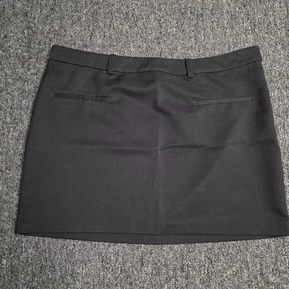 H&M Divided Women’s 10 Black Mini Straight Skirt Side Zip
