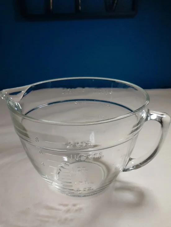 Anchor Hocking Clear, 2 QT. Glass Measuring Batter Bowl,with Handle and Spout