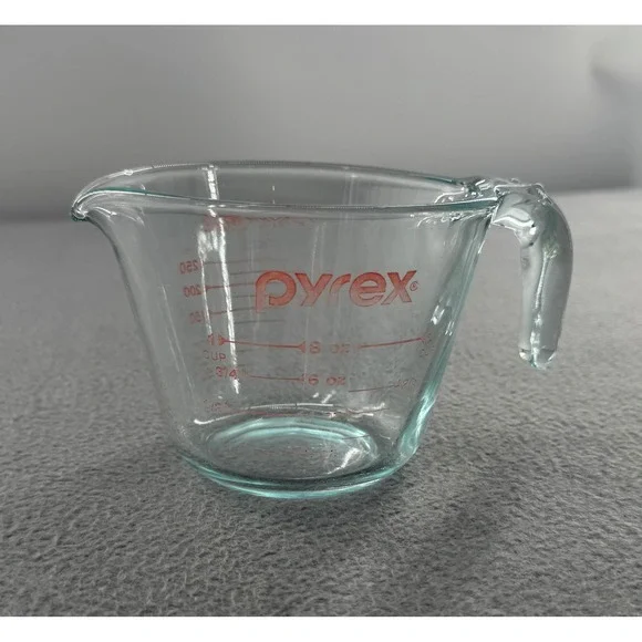 Pyrex Measuring Cup 1 Cup Clear Glass Red Lettering Metric Vtg Kitchen Baking