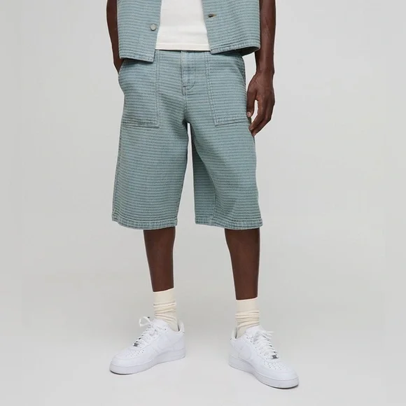 BoohooMAN Denim Textured Jorts in light blue
