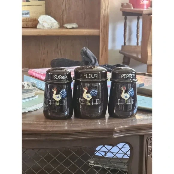 Vintage Rooster Brown Shakers Cal-Pacific 3 Piece Pepper,  Flour,‎  Sugar