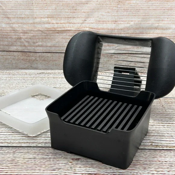 Pampered Chef Black Plastic Quick Vegetable Fruit & Cheese Slicer #1181‎