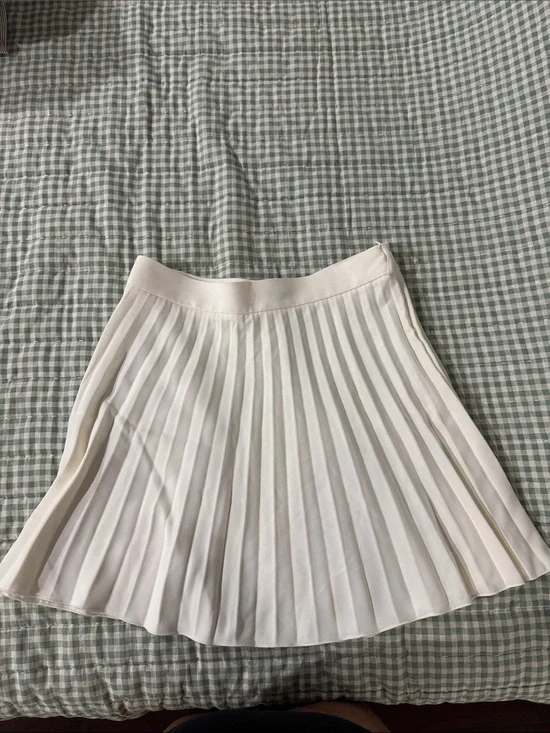 Zara White Pleated Skater Skirt