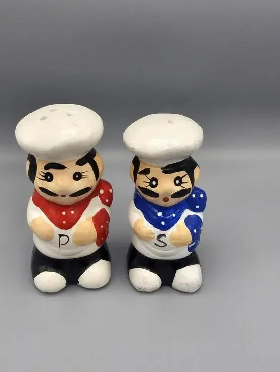 Vintage Ceramic Salt and Pepper Shaker Set Chef Figures