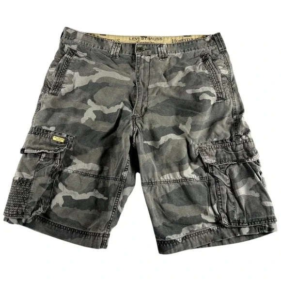 Vintage Levi Strauss Cargo Shorts Men's W38 Grey Camo Relaxed Grunge Streetwear