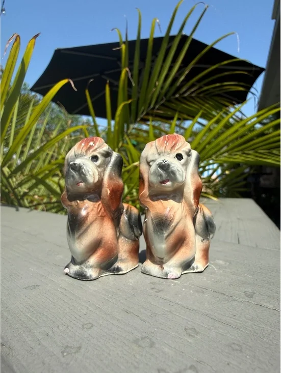 Vintage Long-Eared Dog Salt & Pepper Shakers Ceramic Spaniel Set