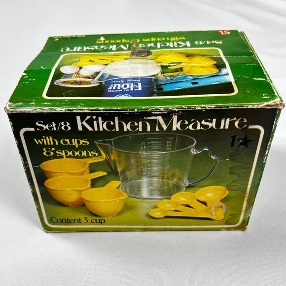 Vintage Measuring Cup Spoon Set Plastic Pitcher Retro MCM 1970s Hong Kong w/Box