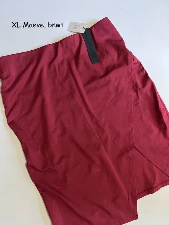 XL Lularoe Maeve cross over slit skirt, dark red or maroon