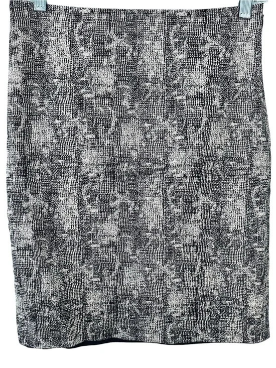 MM Lafleur Black & White Textured Pencil Skirt