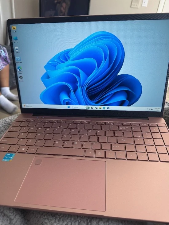 15.6 rose gold hp intel laptop for work or study