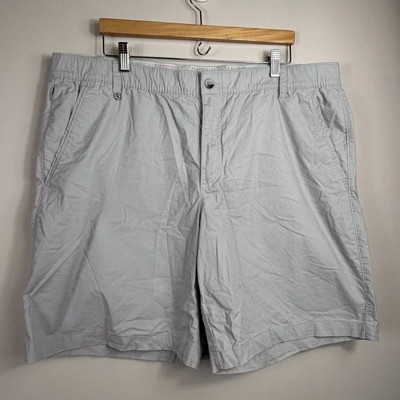 Men's Columbia PFG Tan Shorts Sz 42 Hiking Fishing Cargo Pockets Cotton Stretch
