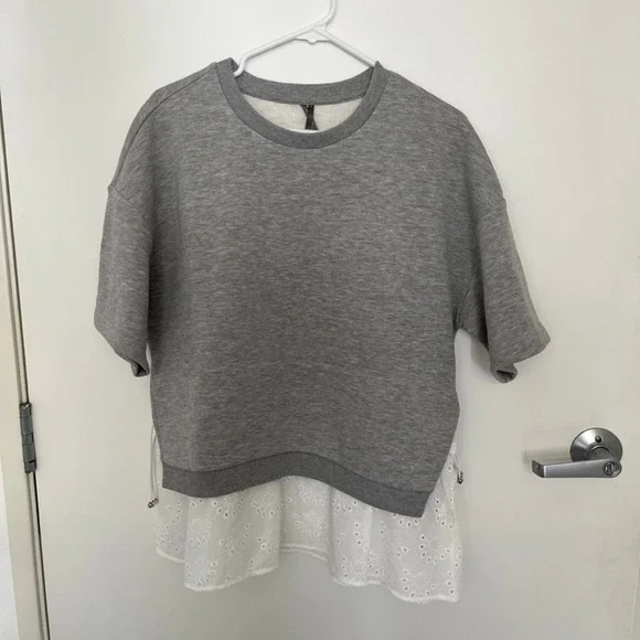 Anthropologie Grey Sweatshirt White‎ Eyelet Trim Detail Pullover Medium Fleece