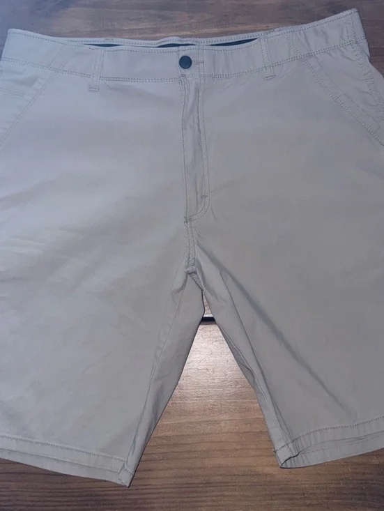 Wrangler Beige Cotton Blend Casual Shorts