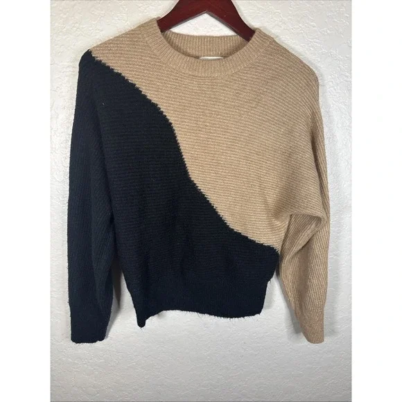 Blu Pepper Womens Sweater Sz L Warm‎ Long Sleeve Colorblock Pullover, Medium Fit