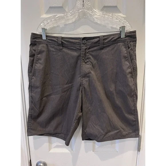 Patagonia Wavefarer Walk Shorts Mens 35 Feather Gray Stretch Casual Golf Swim