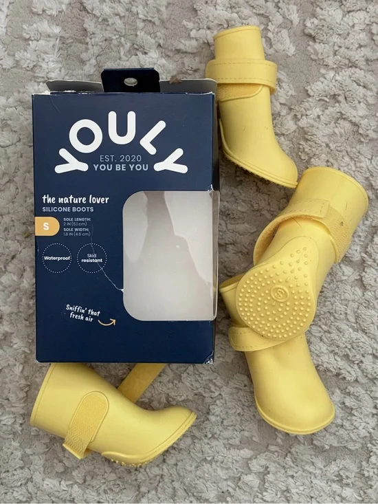YOUly Yellow Silicone Dog Boots — Waterproof Skid-Resistant (Small)