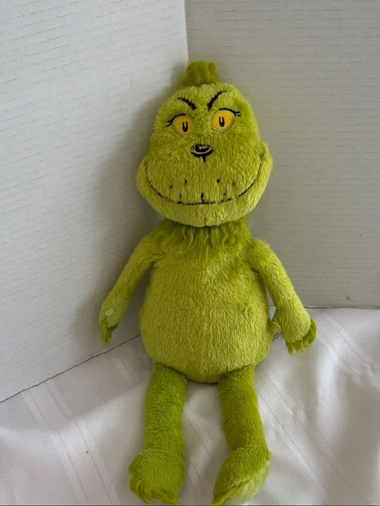 Kohl's Bright Green Plush Character Stuffed Toy Dr. Seuss Mr Grinch
