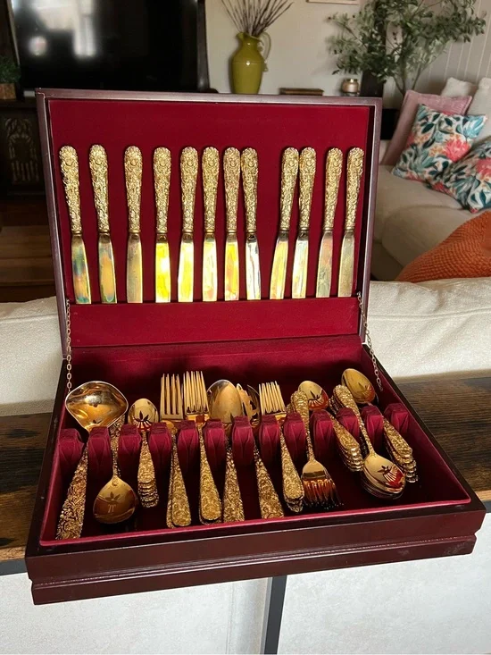 Godinger 24K Gold-Plated 64-Piece Flatware Set
