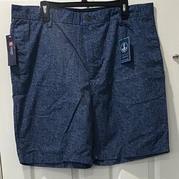 NWT Chaps Flat Front Floral Chino Shorts (Size: 38)