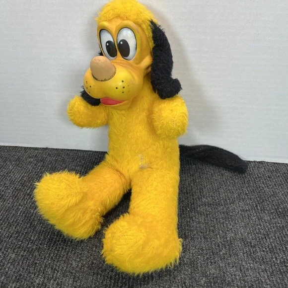 VINTAGE‎ RUBBER FACE PLUSH DOG PLUTO WALT DISNEY LAND TOY W NUTSHELLS 9
