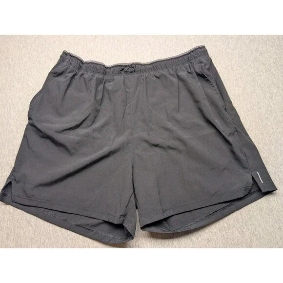 Columbia Men’s Shorts Solid black Size XL Nylon Snap Button