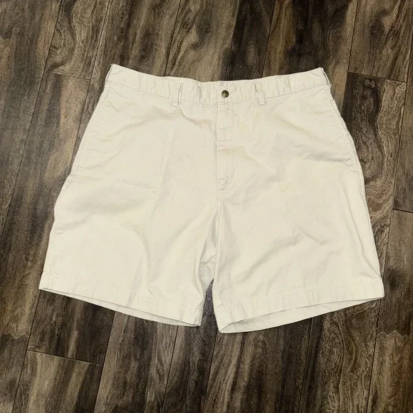 L.L.Bean Men's‎ Beige 100% Cotton Chino Shorts Size 38W x 7.5