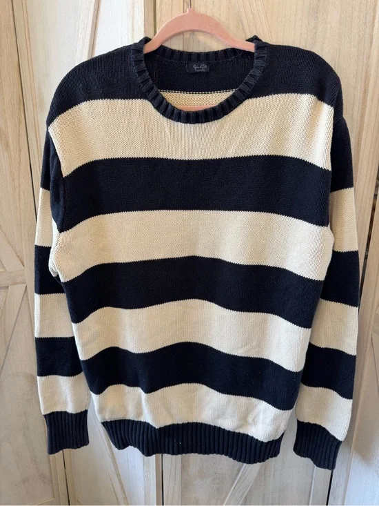 John Galt Brandy Melville Black & Cream Striped Crewneck Sweater