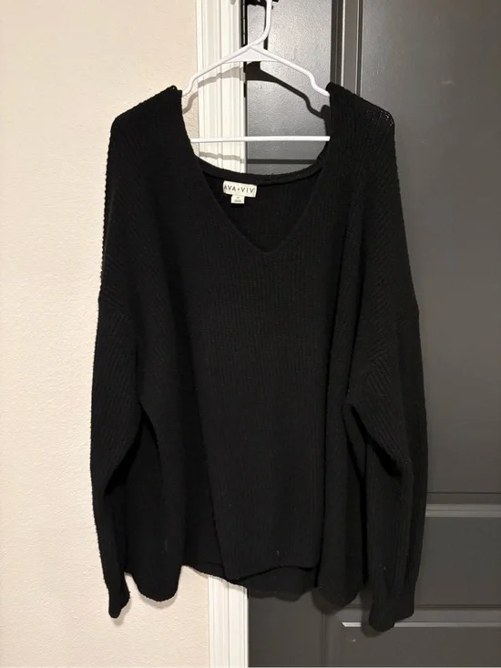 Ava & Viv Black V-Neck Ribbed Knit Sweater