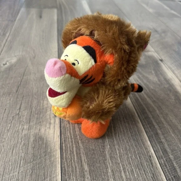 Disney Store Tigger Halloween Toy Hippity Hop NO Wind-Up 7.5