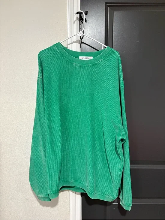 Green Women’s Crewneck Sweater - Unbranded