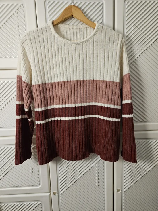Ribbed Colorblock Crewneck Sweater - Cream, Dusty Rose & Burgundy