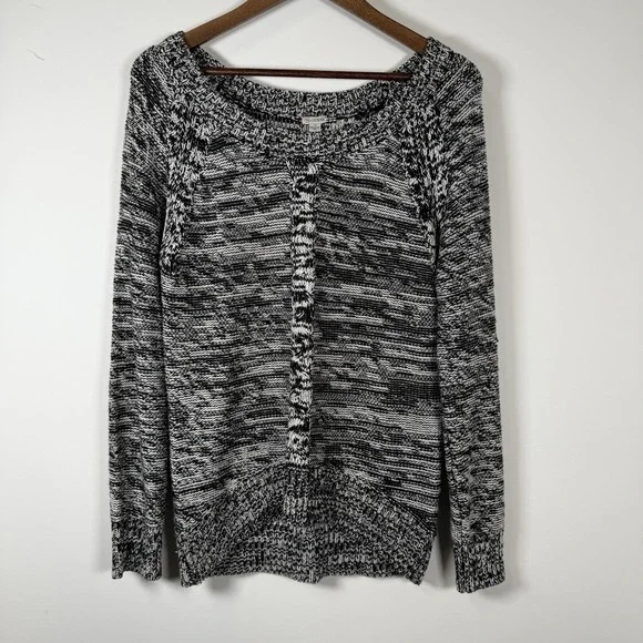 Guess Women's Cable Knit Sweater Black White Size Large Warm‎