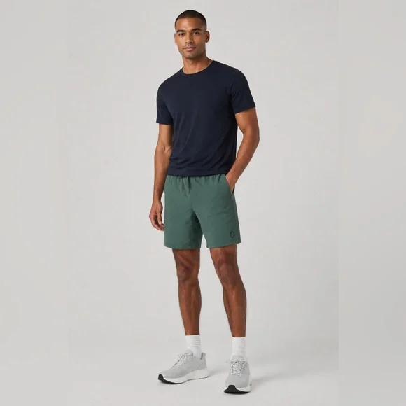 NWT Vuori Kore Short Unlined 7