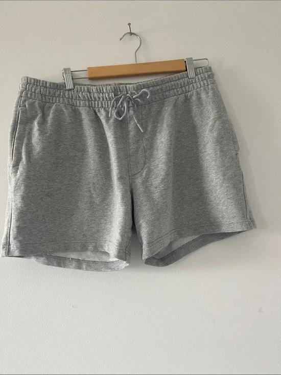 Men’s Gray Everyday Drawstring Shorts