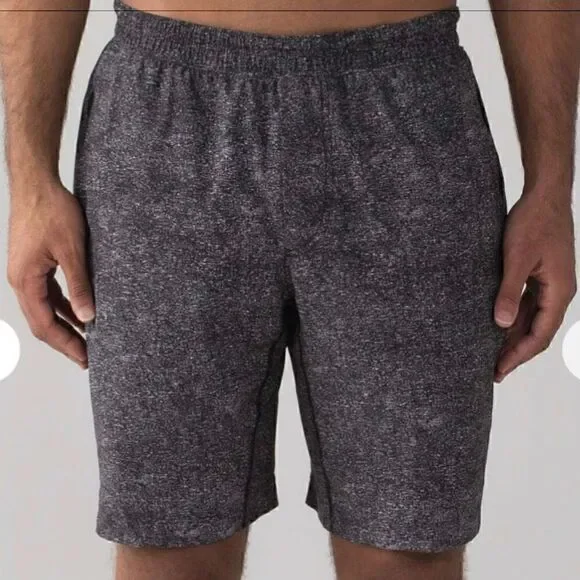 Lululemon Pace Braker Short 9” Built in brief sweat wicking M