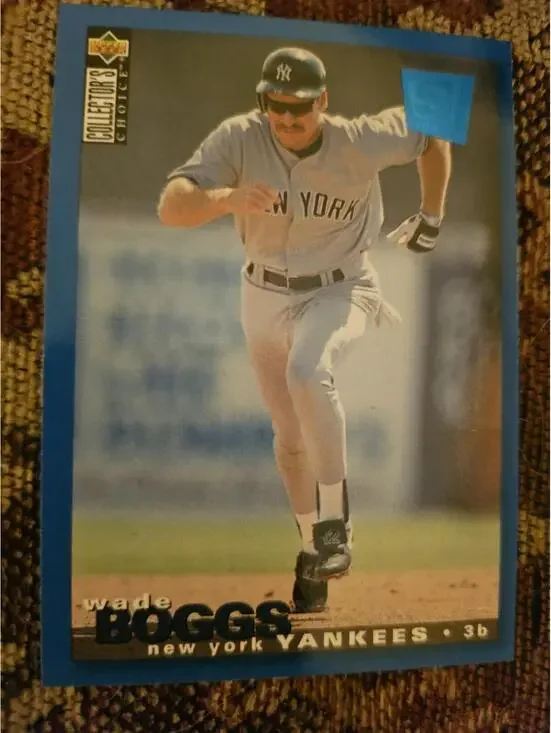 Wade Boggs - HOF - 1995 Collectors Choice SE #245 - Yankees - RAW Mint