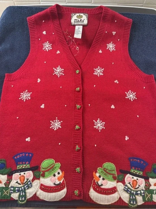 Vintage Tiara Red women’s holiday Sweater Vest with Snowman Appliqué